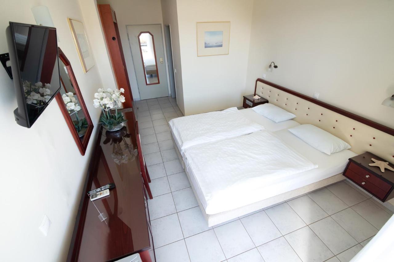 Dionisos Hotel Mytikas  Bagian luar foto
