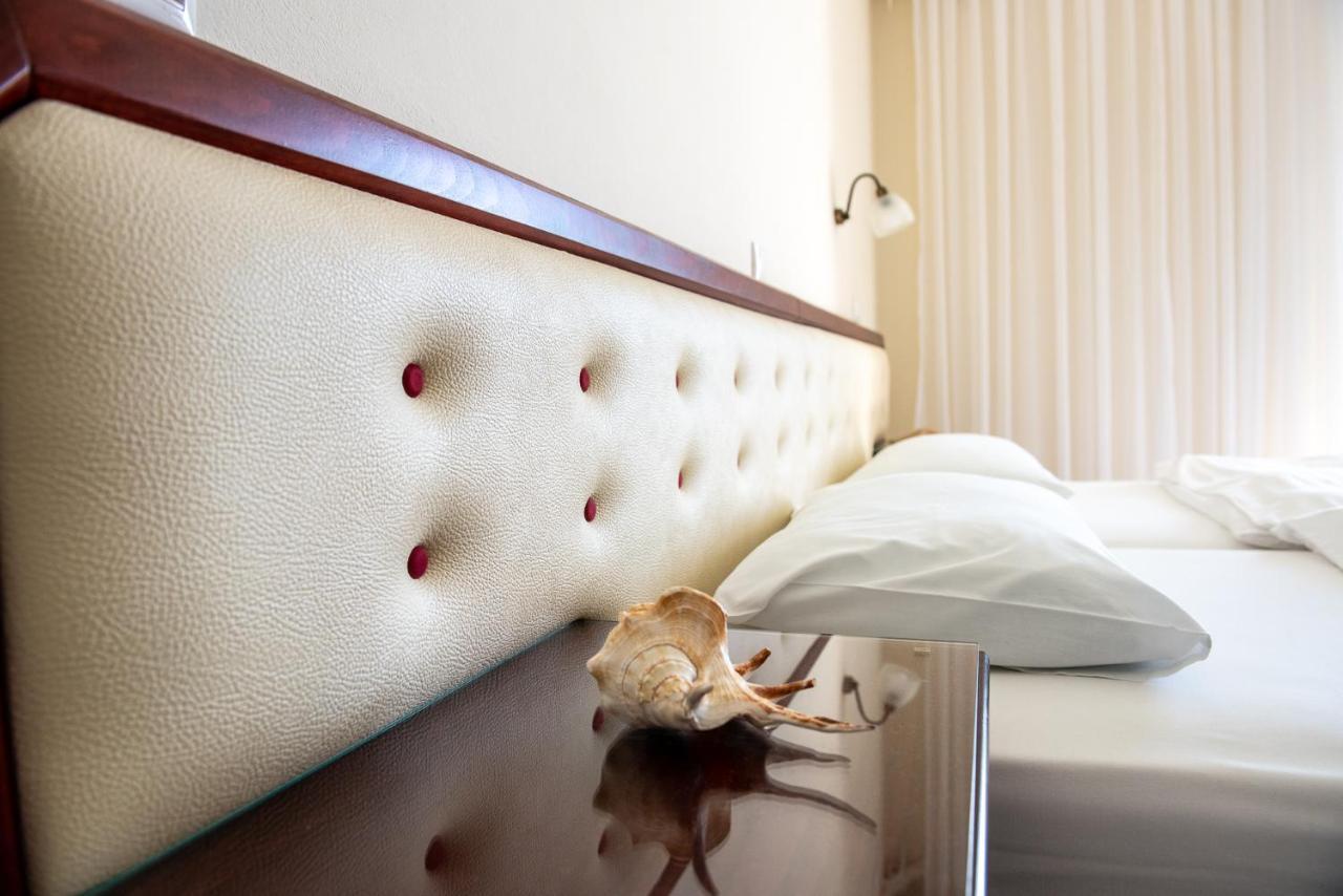 Dionisos Hotel Mytikas  Bagian luar foto