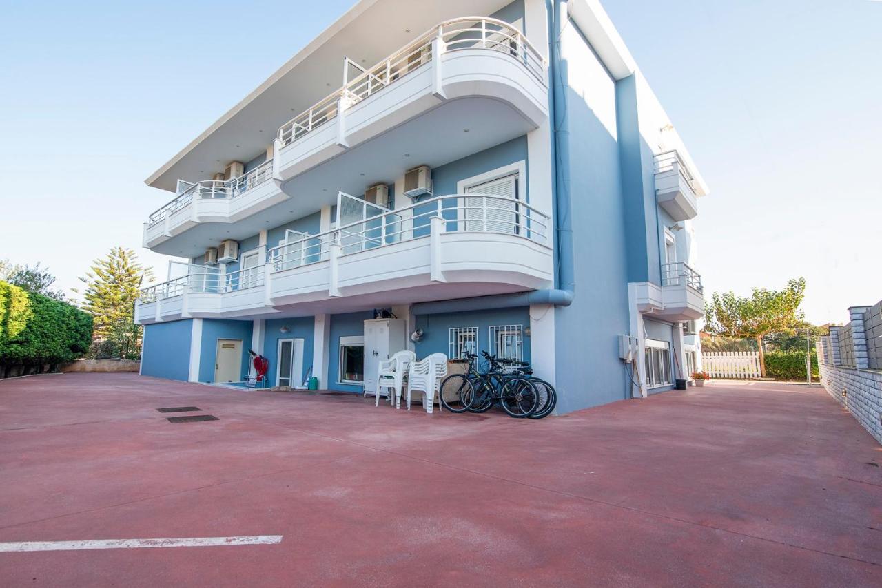 Dionisos Hotel Mytikas  Bagian luar foto
