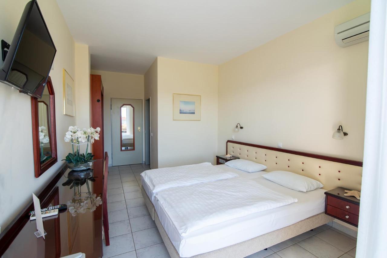 Dionisos Hotel Mytikas  Bagian luar foto